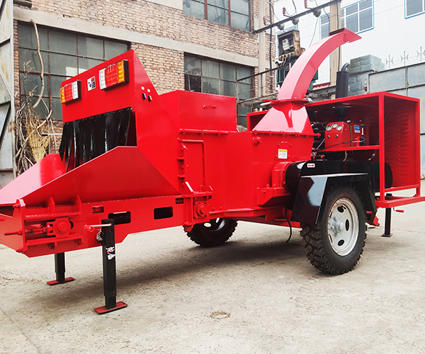 帶輸送木材粉碎機(jī)